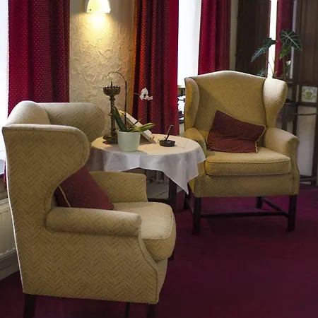 De Abdij Hotell 3*