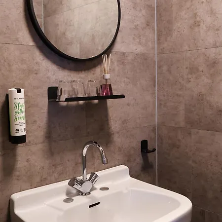 De Abdij فندق 3*